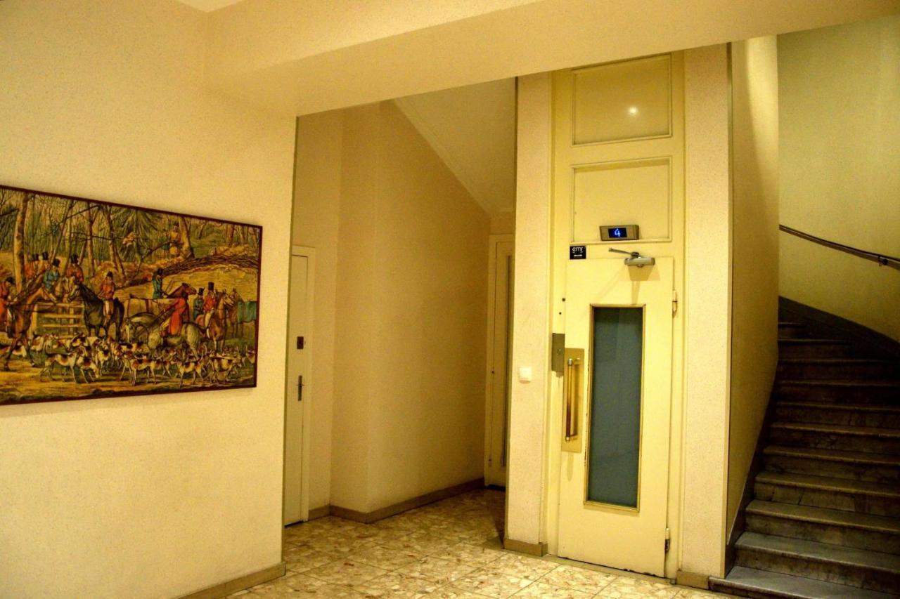 Unik Apartment Nice Luaran gambar